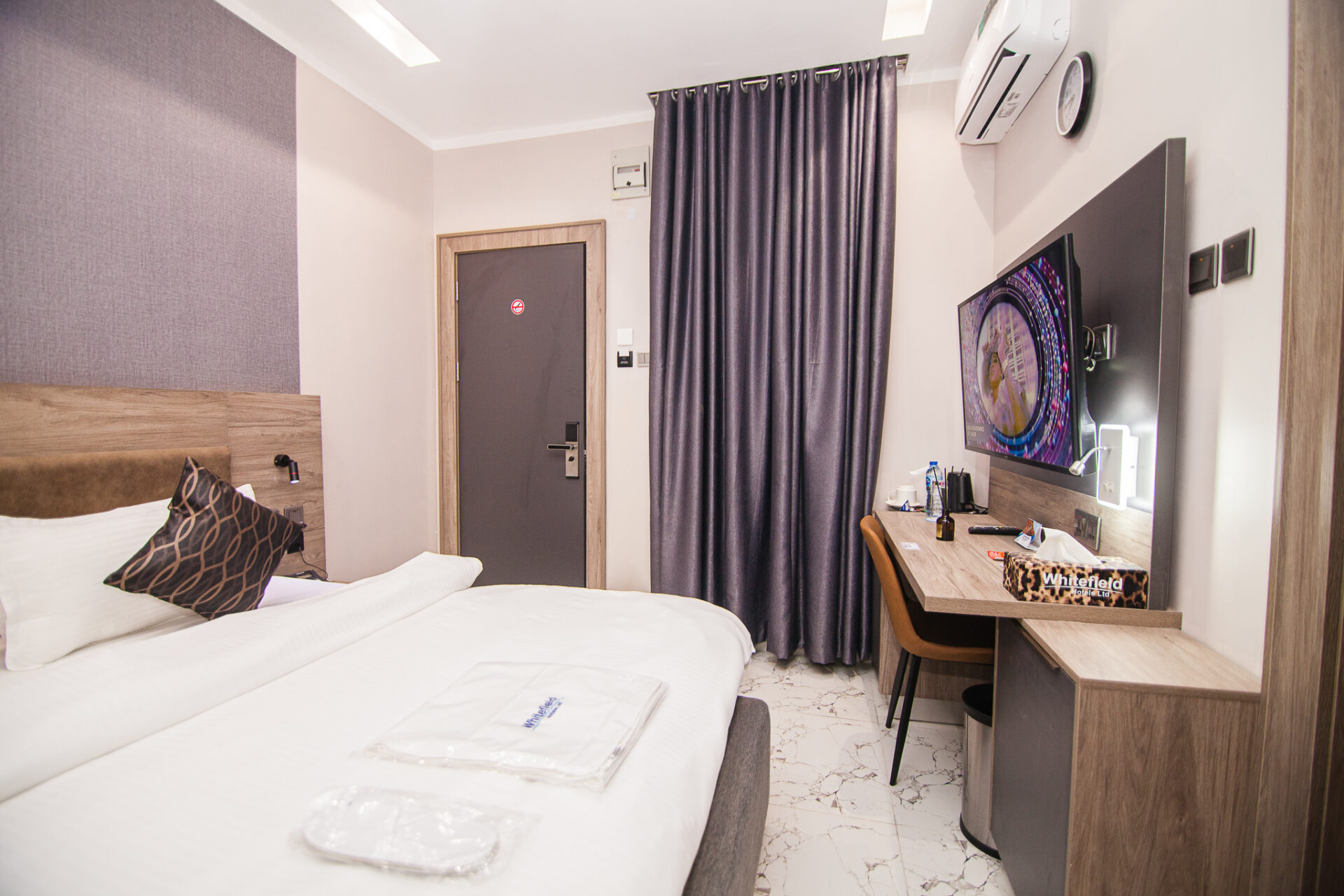 How Hotels Can Use Technology to Enhance the Guest Experience