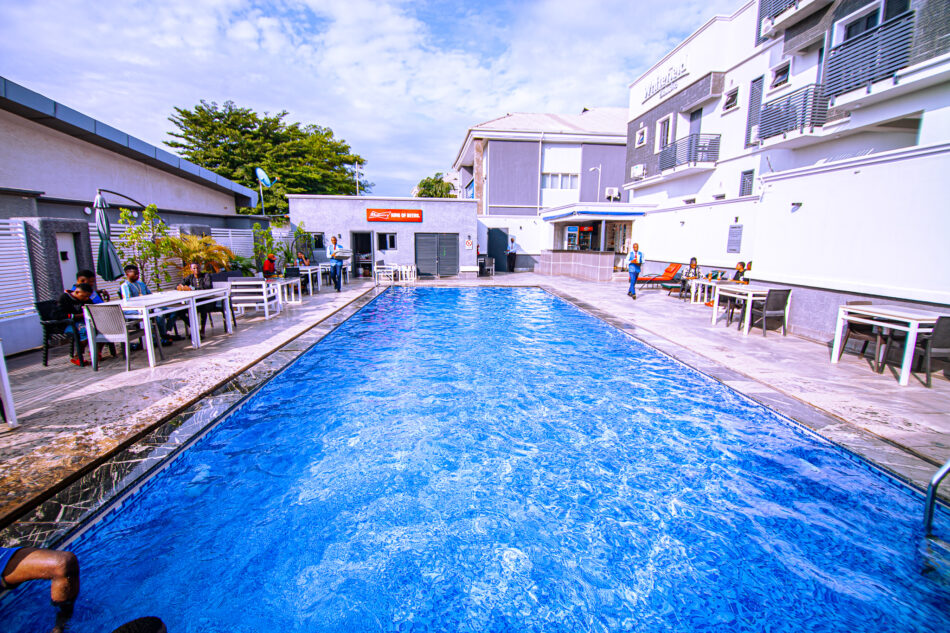Pool Arena