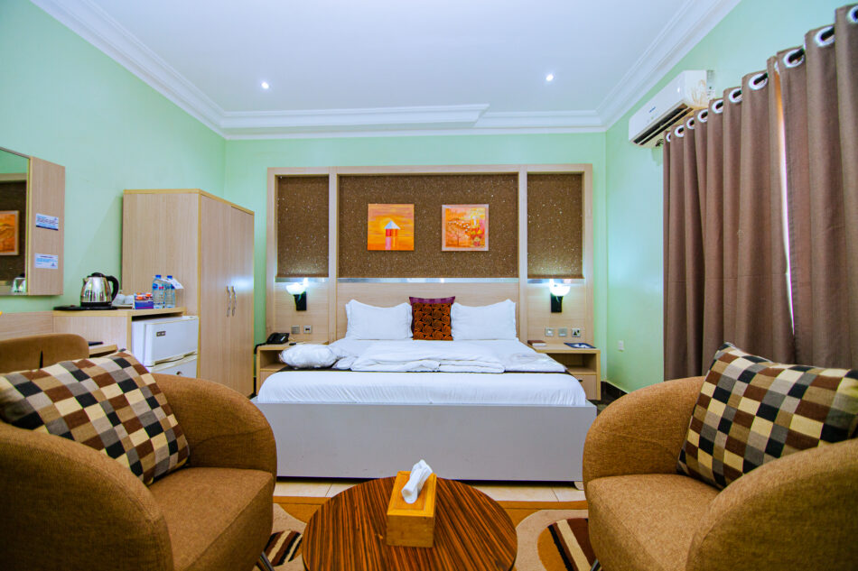 10 Ways to Make Your Hotel Stay Unforgettable